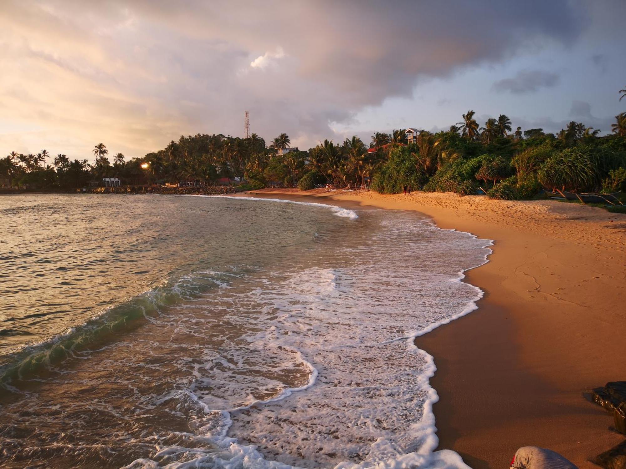 Turtle Bay Beach Resort มิริสซา ภายนอก รูปภาพ